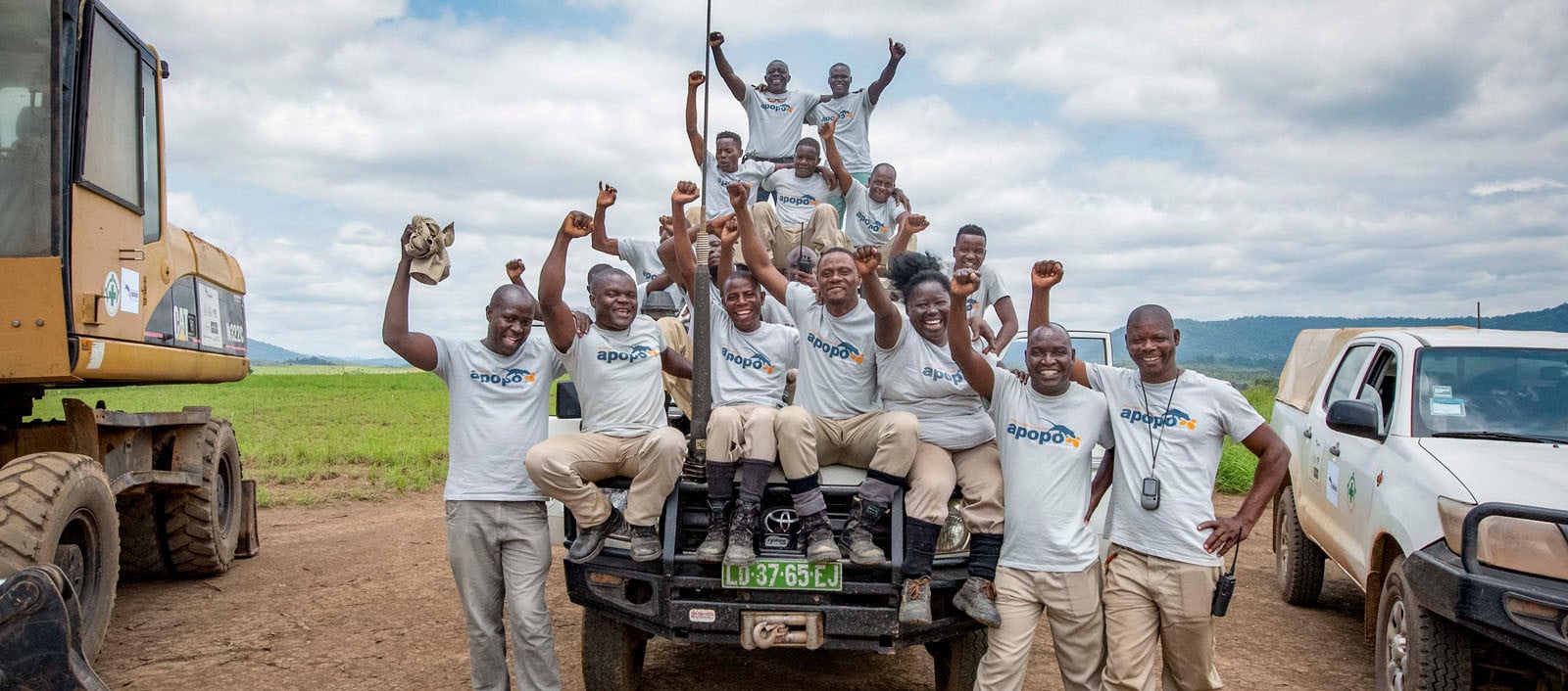 CAT_2609-Angola-Group-pic-edit
