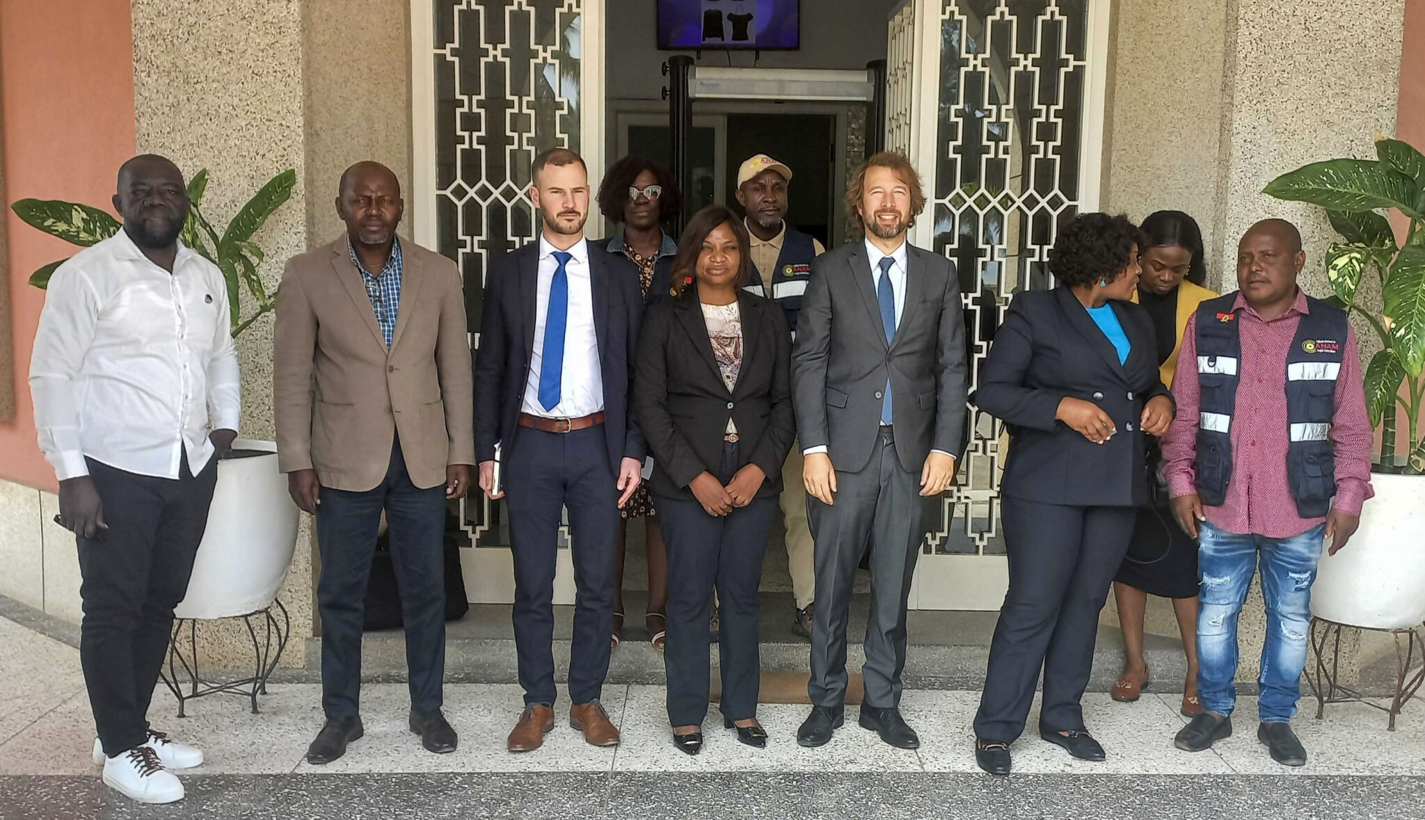 Belgian Delegation Visits APOPO’s Demining Tasks in Angola