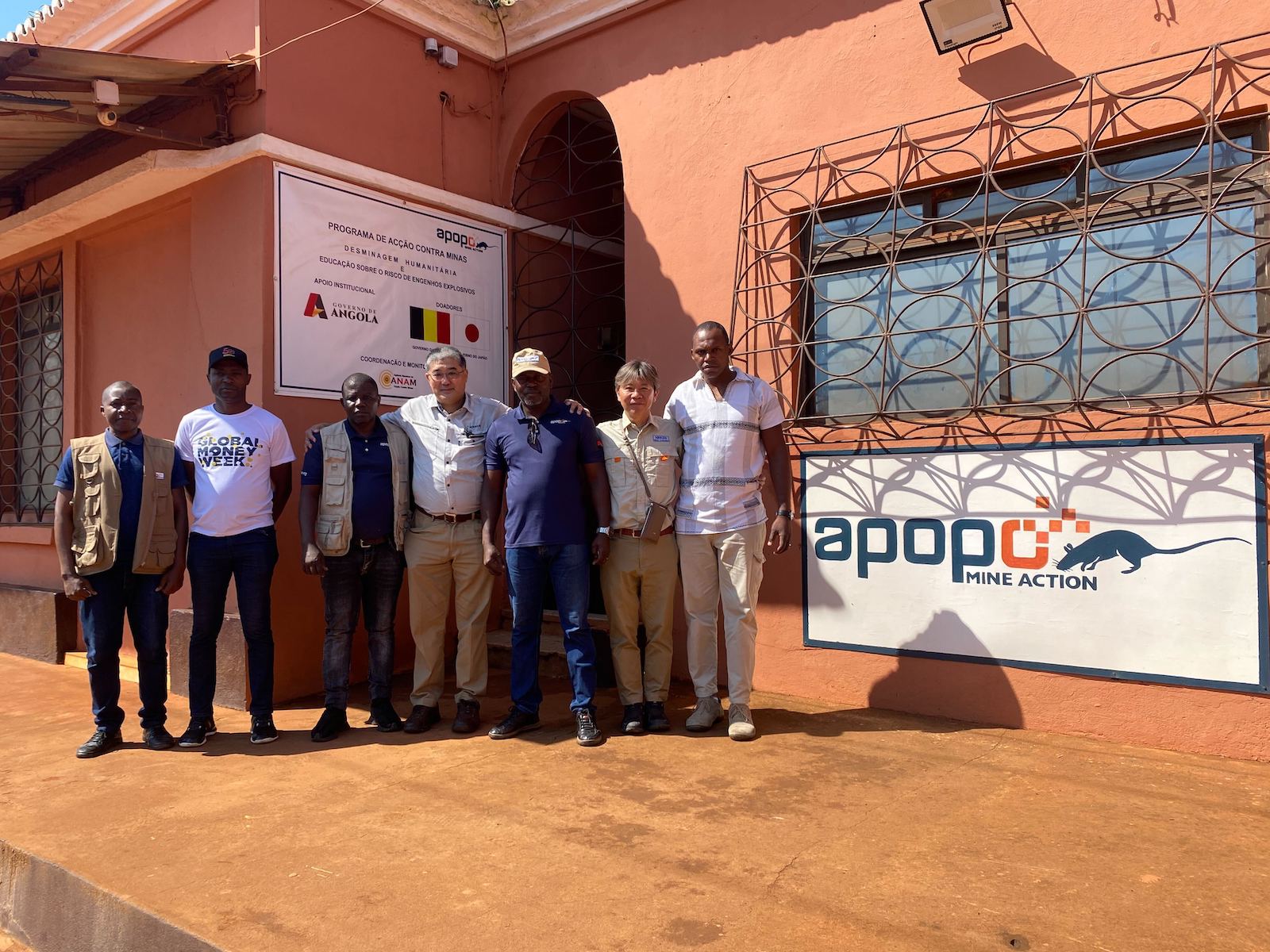 Japanese delegation visit APOPO Angola