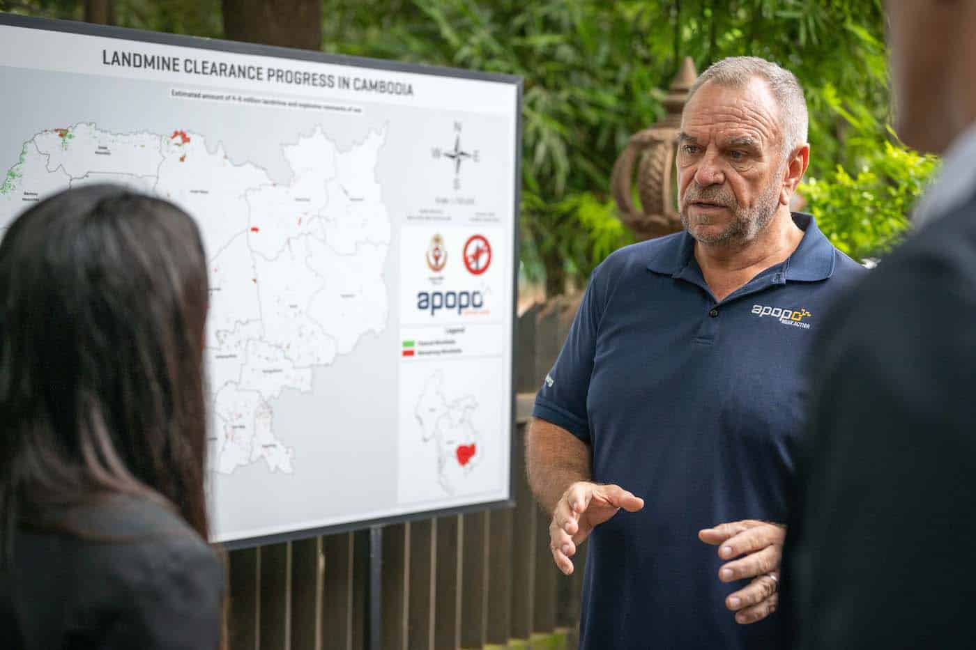 APOPO celebrates Michael Raine’s OBE, recognising his exceptional contribution to humanitarian landmine clearance and explosive ordnance disposal worldwide.